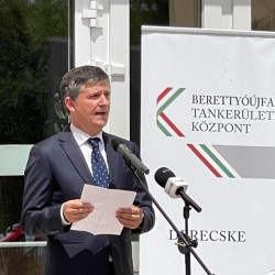 iskolafelujitas mikepercsen58