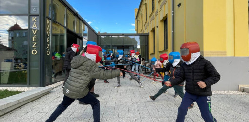 kabos endrere emlekeztunk45