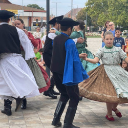 kadar vitez emleknap