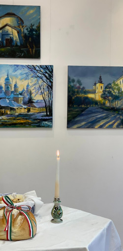 kiallitasmegnyito es kenyerszenteles02