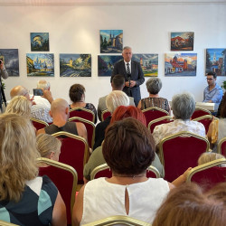 kiallitasmegnyito es kenyerszenteles15