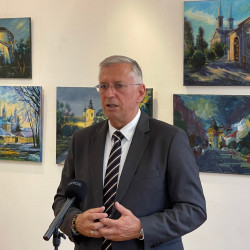 kiallitasmegnyito es kenyerszenteles16