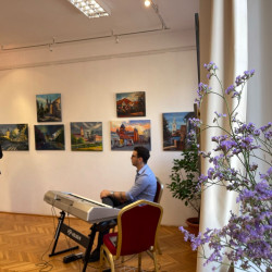 kiallitasmegnyito es kenyerszenteles32