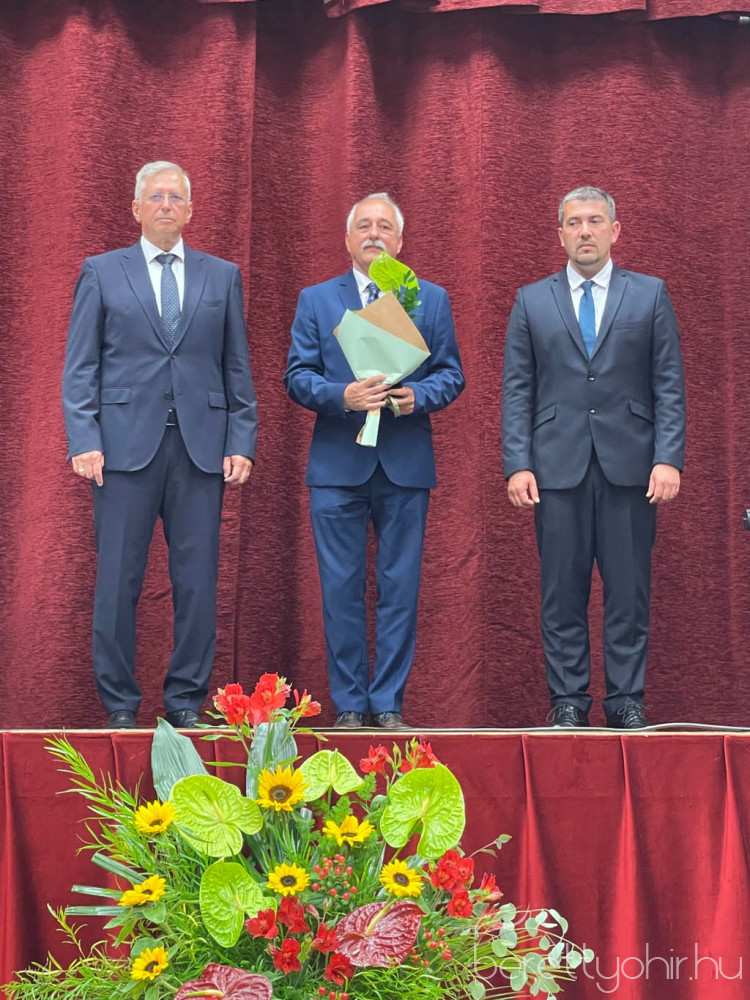 elismeresek a varos napjan31 1600 1000 100 wm right bottom 100 berettyohirlogowhitepng