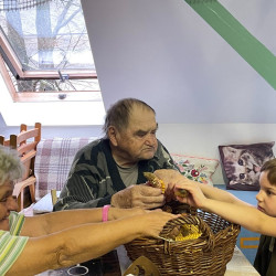 ludas nap az idosek otthonaban32