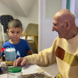 ludas nap az idosek otthonaban58