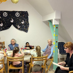 ludas nap az idosek otthonaban70