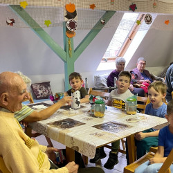 ludas nap az idosek otthonaban72