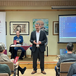 kiadvanybemutato es megemlekezes02