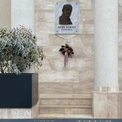 kiadvanybemutato es megemlekezes12