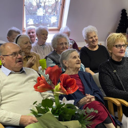 margit neni szuletesnapja