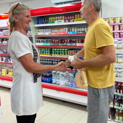 megnyilt marika boltja szentmartonban