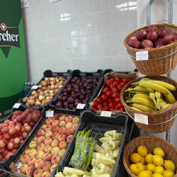 megnyilt marika boltja szentmartonban