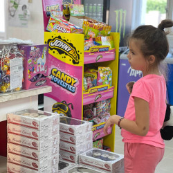 megnyilt marika boltja szentmartonban