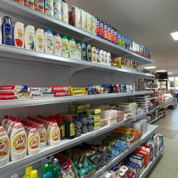 megnyilt marika boltja szentmartonban