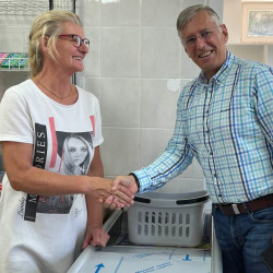 megnyilt marika boltja szentmartonban