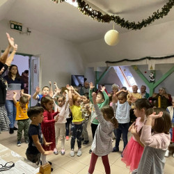 mikulasvaras az idosek otthonaban02