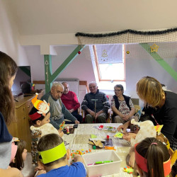 mikulasvaras az idosek otthonaban13