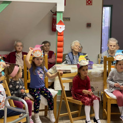 mikulasvaras az idosek otthonaban29