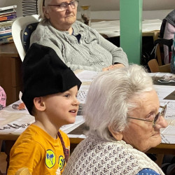 mikulasvaras az idosek otthonaban34