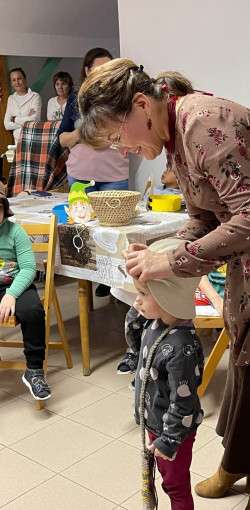 mikulasvaras az idosek otthonaban40