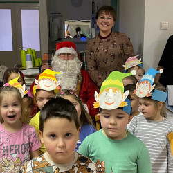 mikulasvaras az idosek otthonaban57