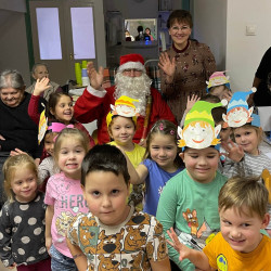 mikulasvaras az idosek otthonaban58