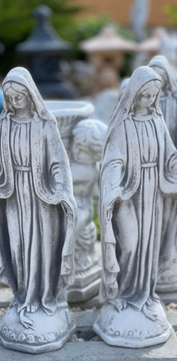 mindent is kereskedes123