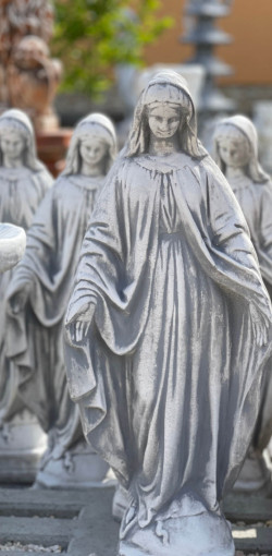 mindent is kereskedes125