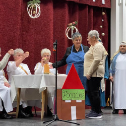 nyugdijasok karacsonyi unnepsege27