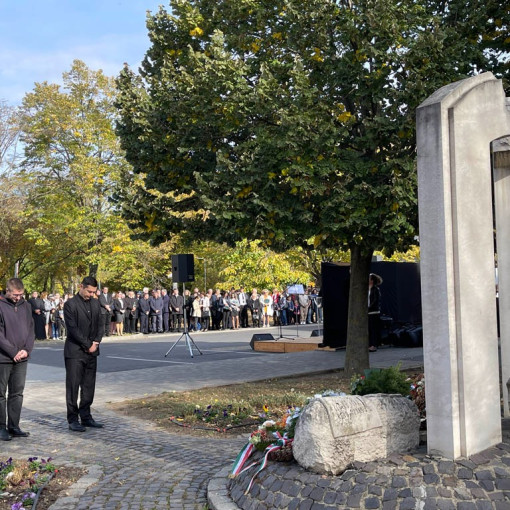 otvenhatra emlekeztunk53