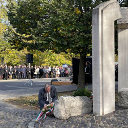 otvenhatra emlekeztunk55