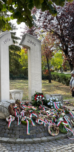 otvenhatra emlekeztunk58