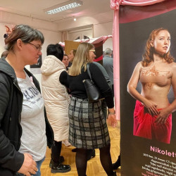 ki a kovetkezo fotokiallitas31.2