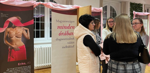 ki a kovetkezo fotokiallitas35.2