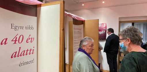 ki a kovetkezo fotokiallitas39