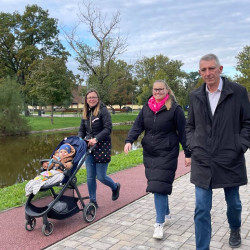 rozsaszin seta a mellrak ellen59