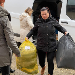 ruhaadomany az efi tol