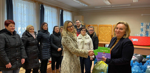 ruhaadomany az efi tol