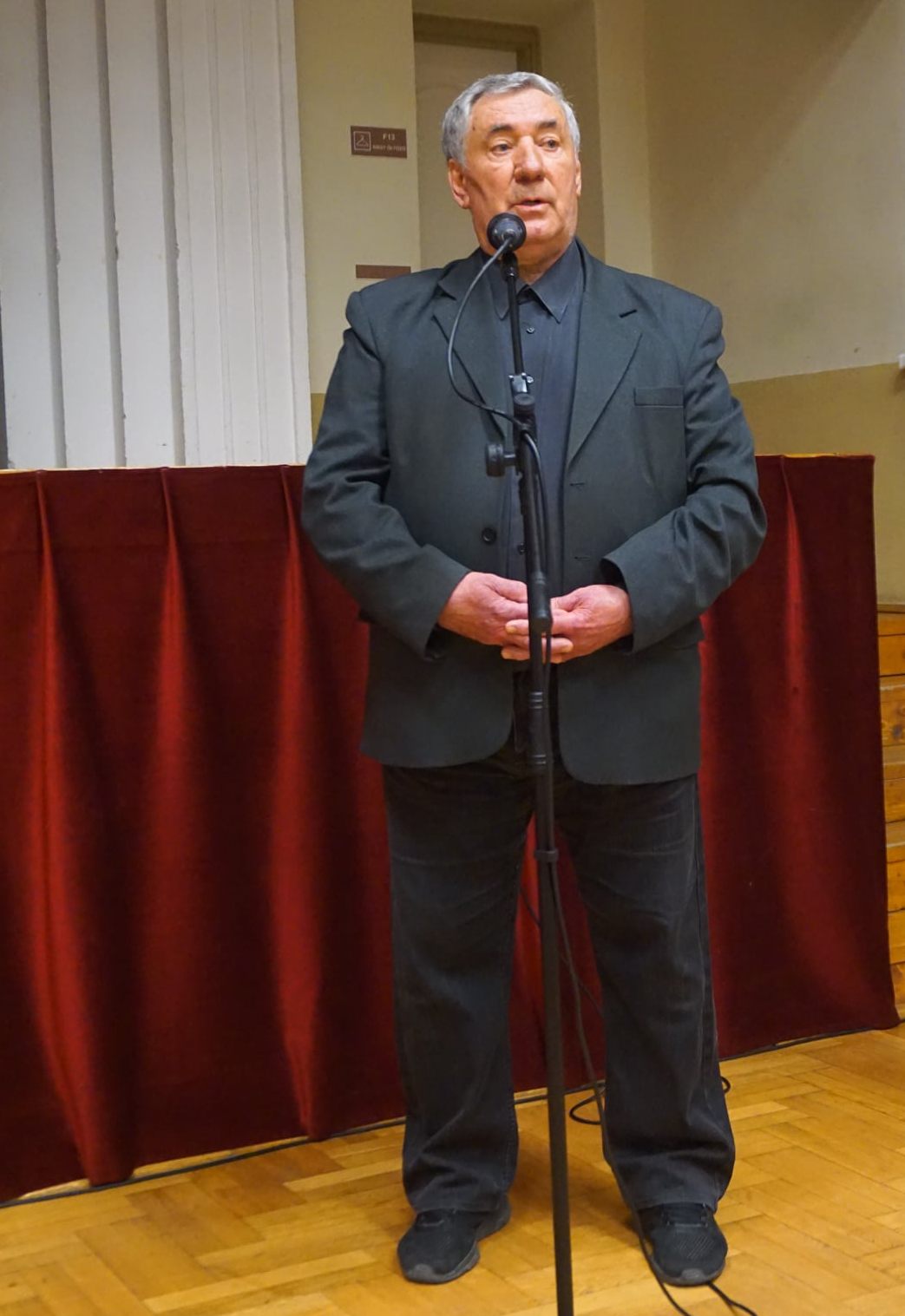 tajak es emberek05 1600 1000 100 wm right bottom 100 berettyohirlogowhitepng