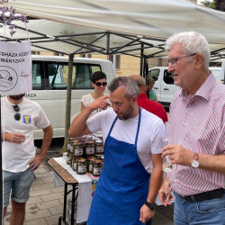 tajak hazak izek 2025