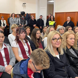 tisztelet a batraknak10