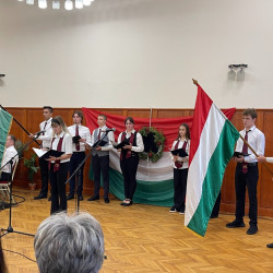 tisztelet a batraknak28