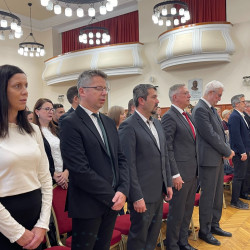 tisztelet a batraknak38