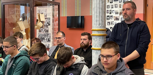 a holokauszt aldozataira emlekeztunk11