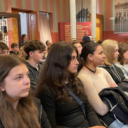 a holokauszt aldozataira emlekeztunk17