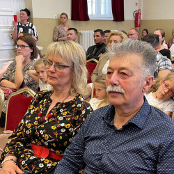 unnepi testuleti ules