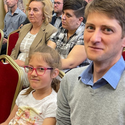 unnepi testuleti ules