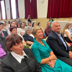 unnepi testuleti ules