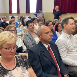 unnepi testuleti ules